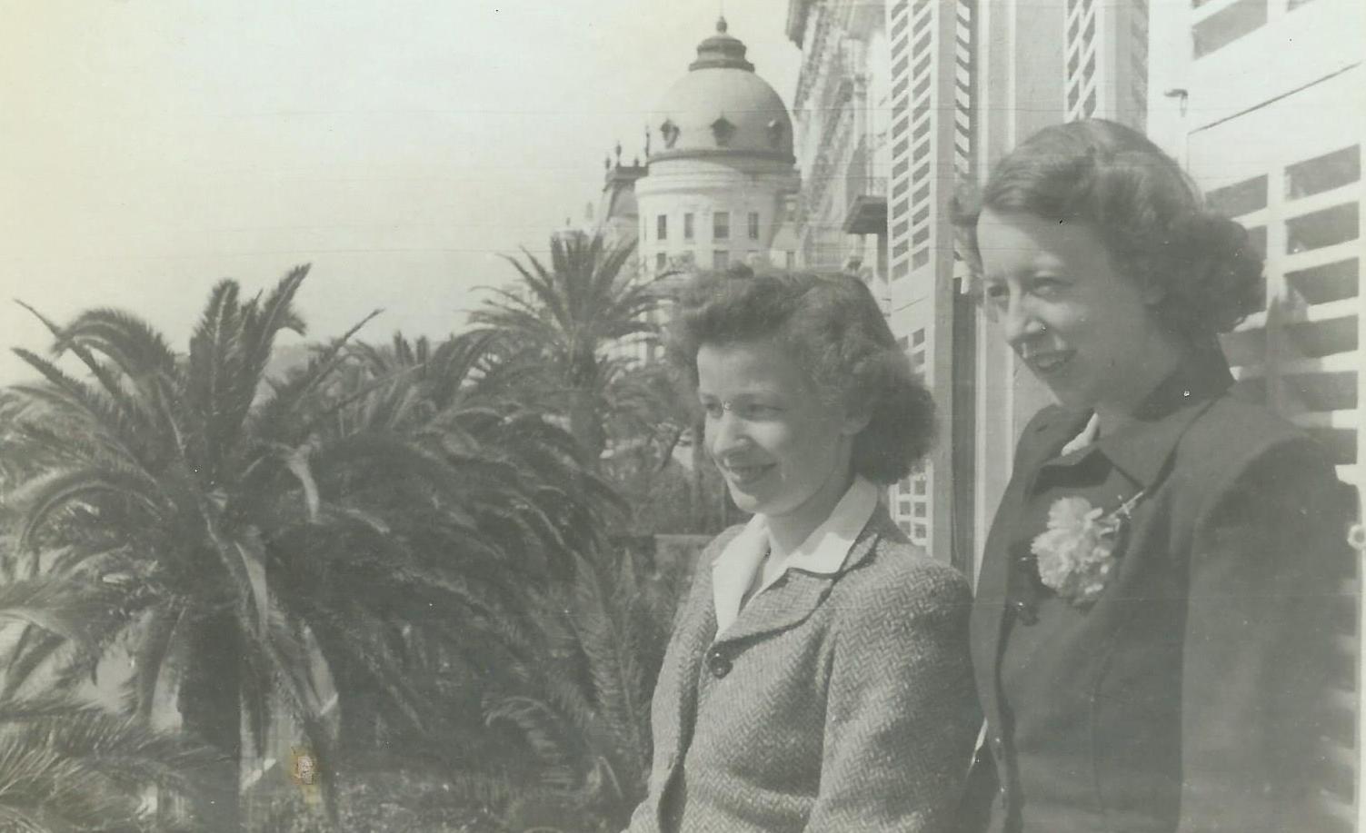 Lilian Harvey and friend Janet in Nice, France